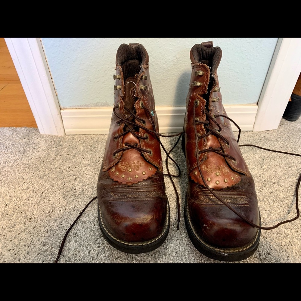 Ariat botties